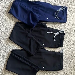 Set of 3- Bottoms Only- Figs Women’s Yola Skinny Scrub Pant